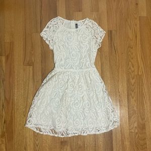 H&M Divided Off-White Dress with Lace - Size 4 US